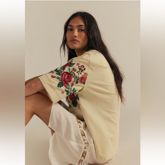 We The Free Tops - We The Free Antique Bloom Tee NWT